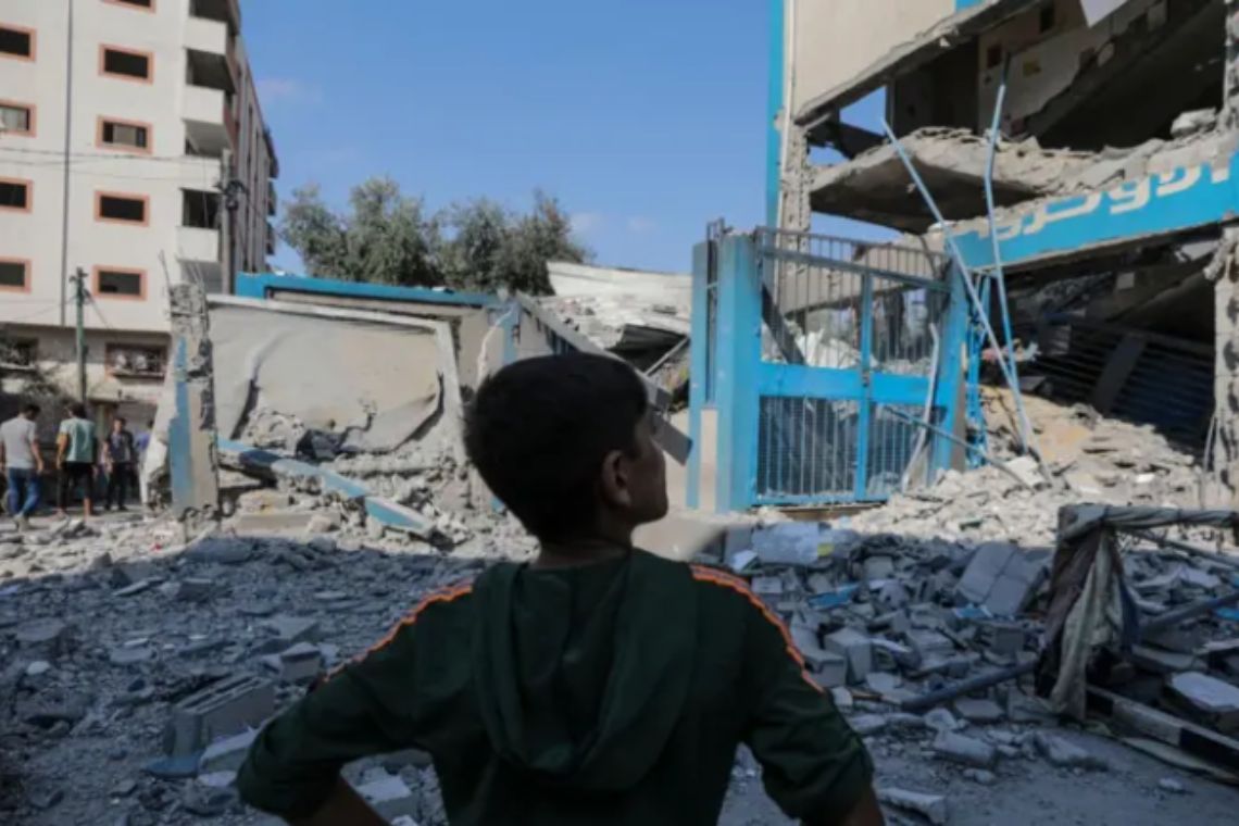 Gaza: 8 Nyawa Melayang, Termasuk Anak-Anak, Akibat Serangan Israel ke Sekolah Pengungsi